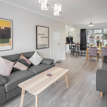 Fantastic! Family Home: Free Parking Blackpool Exterior photo