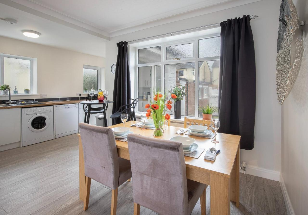 Fantastic! Family Home: Free Parking Blackpool Exterior photo